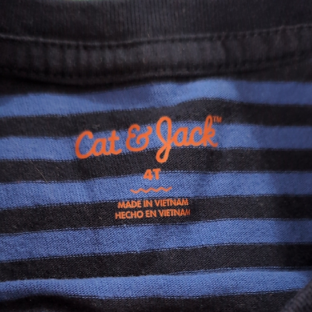 EUC Bundle Of 2 Long Sleeve Shirts - Cat And Jack 4t - Picture 4 of 8